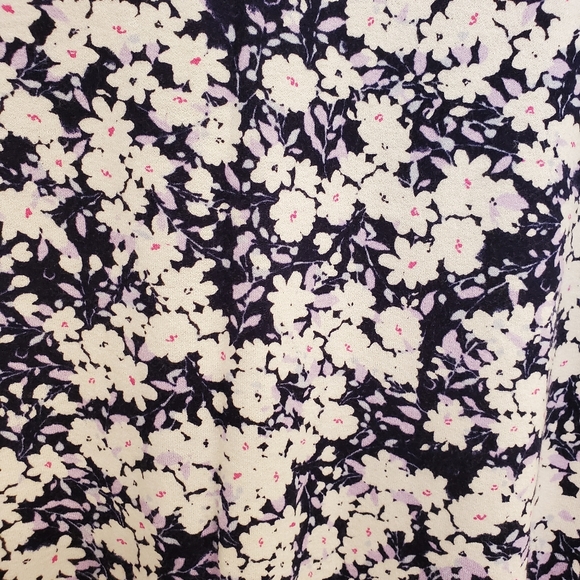 Dynamite Flower Print Top - Picture 4 of 7